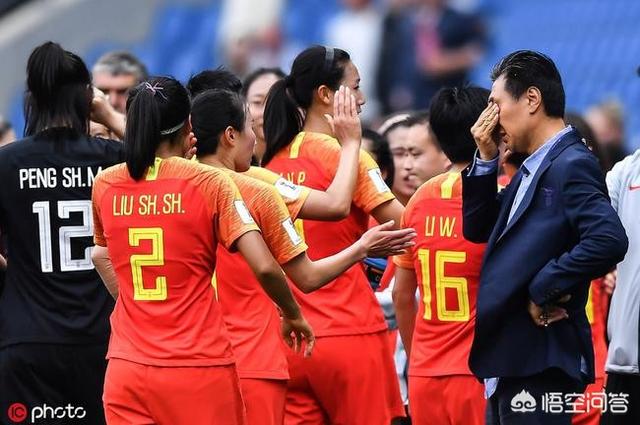 欧洲杯瑞士队vs西班牙队大小角球:打平出线！她们做到了！中国女足依靠顽强的拼搏精神逼平西班牙晋级淘汰赛。你怎么看？